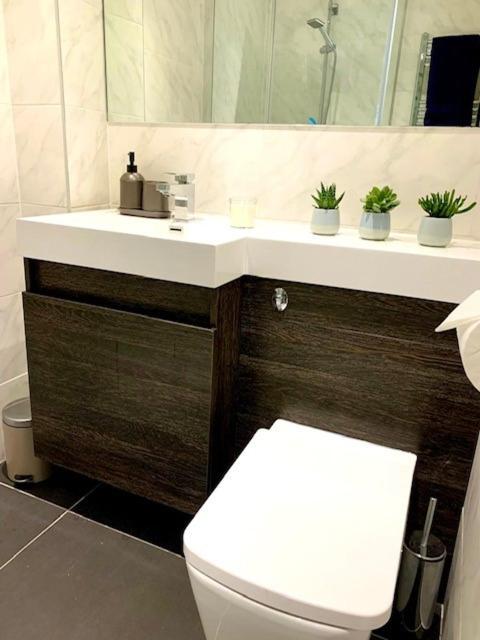 Cosy Roseburn Apartment, Edinburgh - 2 Bedrooms, Free Parking Ngoại thất bức ảnh