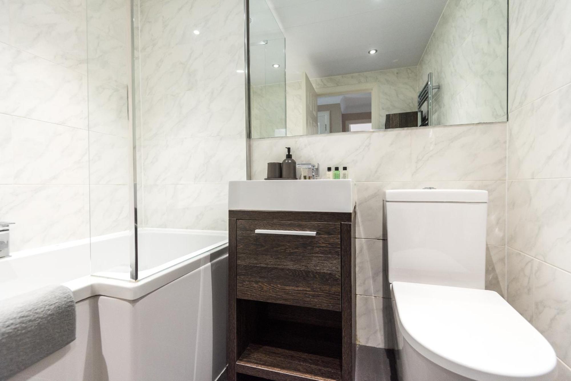 Cosy Roseburn Apartment, Edinburgh - 2 Bedrooms, Free Parking Ngoại thất bức ảnh